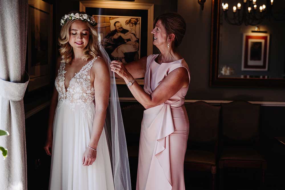 mother of the bride with the bride 